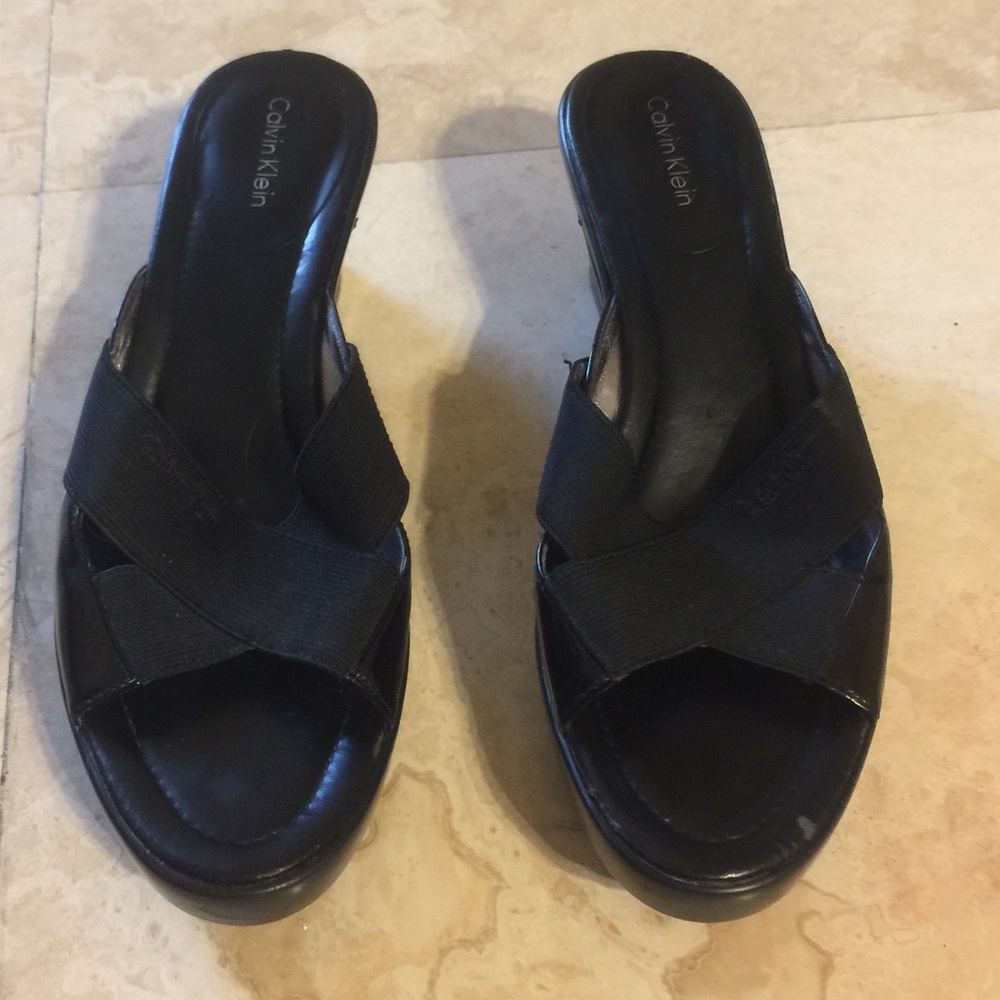 Beautiful Calvin Klein Strapless Wedge Shoes